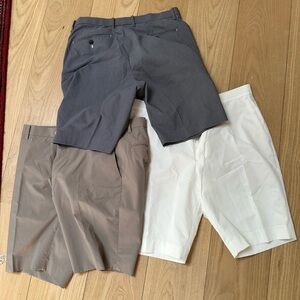 Uniqlo Men’s tech fabric shorts M 3 pair! NWOT